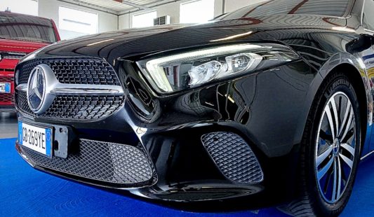 Mercedes-Benz A 180 d SPORT AUT CAMERA LED CARPLAY PRONTA CONS