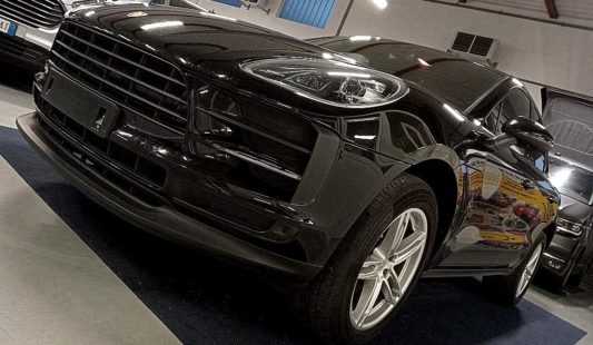Porsche Macan 2.0 245cv PDK UFFICIALE IVA DEDUCIBILE 19″