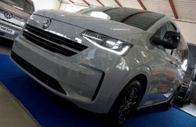 Volkswagen T7 Caravelle 2.0 TDI 9P MATRIX PRONTA CONSEGNA *UNICO*