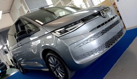 Volkswagen T7 Multivan 2.0 TDI LIFE DSG IQLED TETTO GANCIO 18″