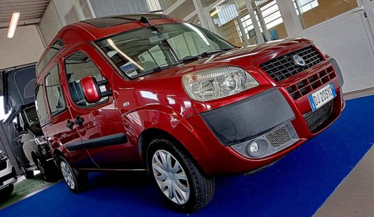 Fiat Doblo 1.3 MJT TETTO ALTO PEDANA RAMPA CARROZZINA