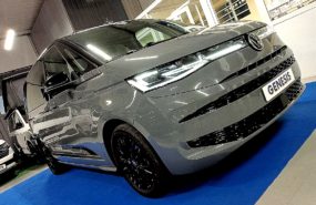 Volkswagen T7 Multivan TDI EDITION DSG MATRIX IQLIGHT 18″ VIS A VIS