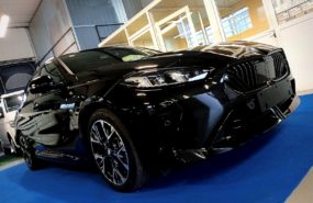 BMW 120 i 48V MSPORT MY25 BLACK SHADOW LED HUD M-SPORT