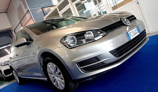 Volkswagen Golf VII 1.2 TSI Trendline 85cv EURO6 NEOPATENTATO