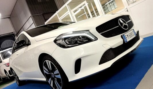 Mercedes-Benz A 180 d SPORT SEDILI AMG PREMIUM 18″ CAMERA EURO6
